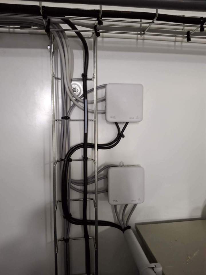 Création de chemins de câbles et raccordement au boîtiers électriques Pulversheim